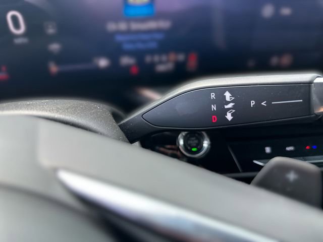 Used 2024 Buick Envision Sport Touring image 20