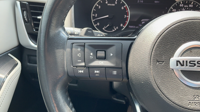 Used 2021 Nissan Rogue SL w/ Premium Package AWD/4WD image 12