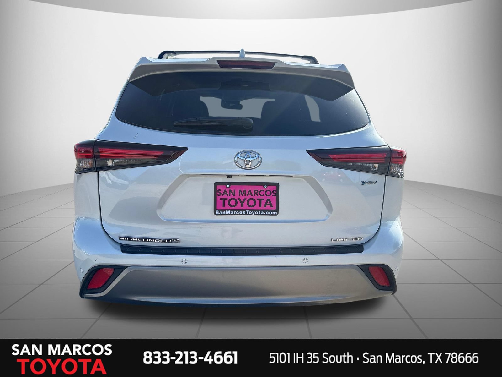 Used 2025 Toyota Highlander Limited AWD/4WD image 4