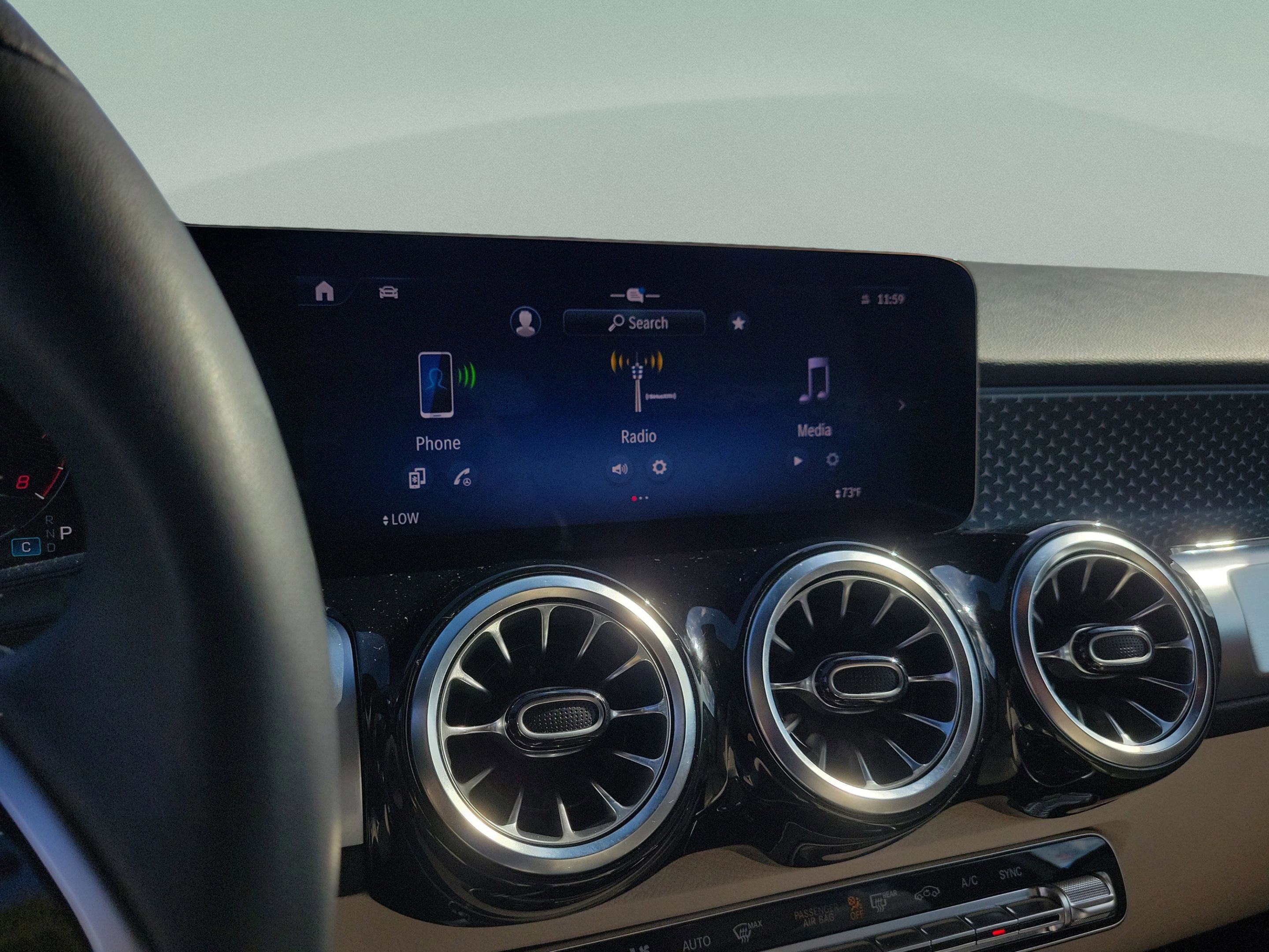 Certified 2025 Mercedes-Benz GLB 250 image 33