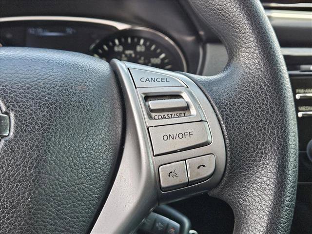 Used 2016 Nissan Rogue S image 21