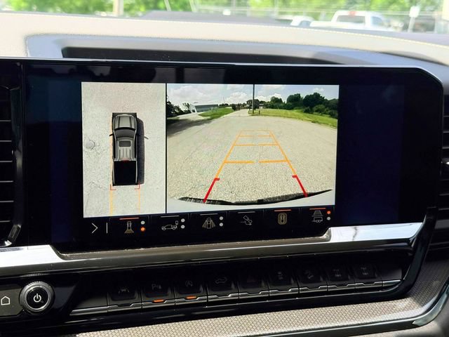 Used 2024 Chevrolet Silverado 1500 ZR2 w/ Technology Package AWD/4WD image 33