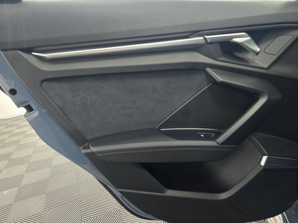 Used 2024 Audi RS 3 image 18