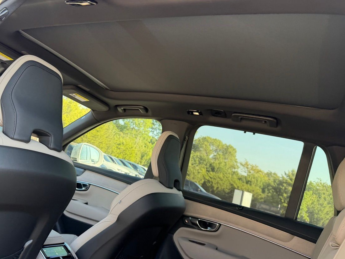 New 2027 Volvo XC90 B6 Plus AWD/4WD image 24