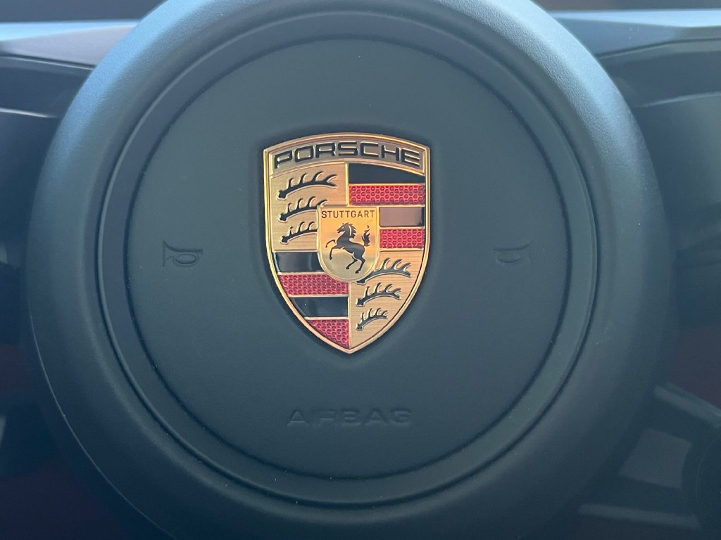 Used 2025 Porsche 911 Carrera RWD image 28