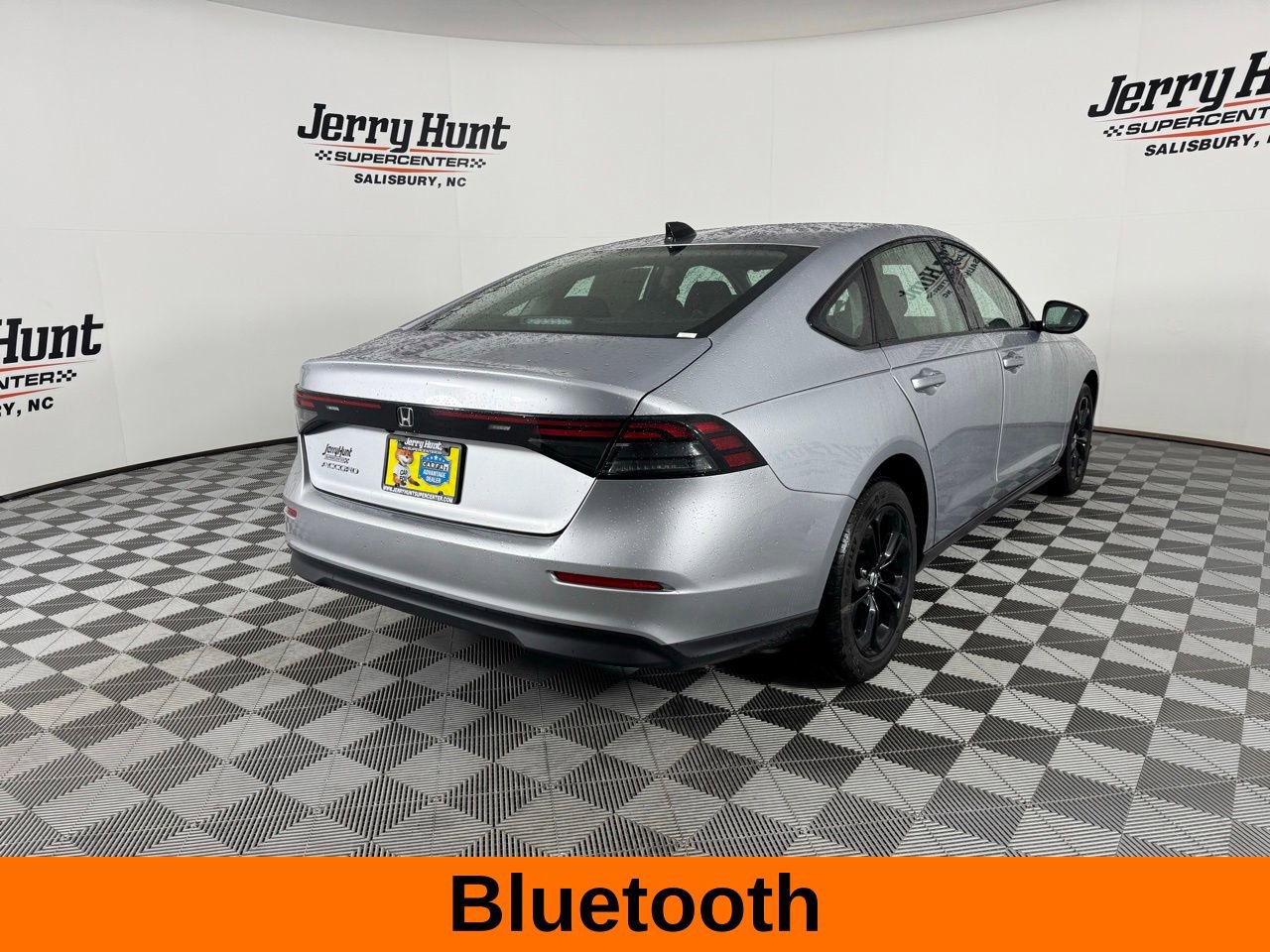 Used 2025 Honda Accord SE image 7