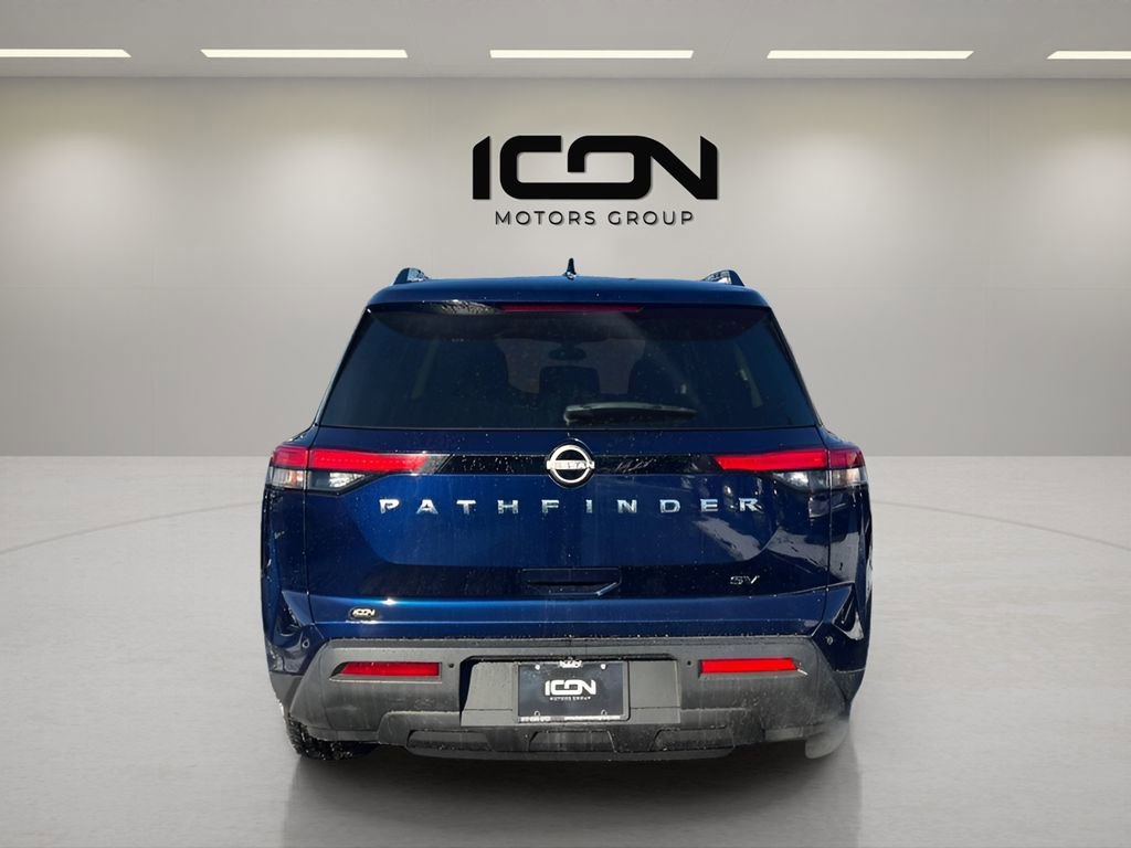 Used 2022 Nissan Pathfinder SV FWD image 4