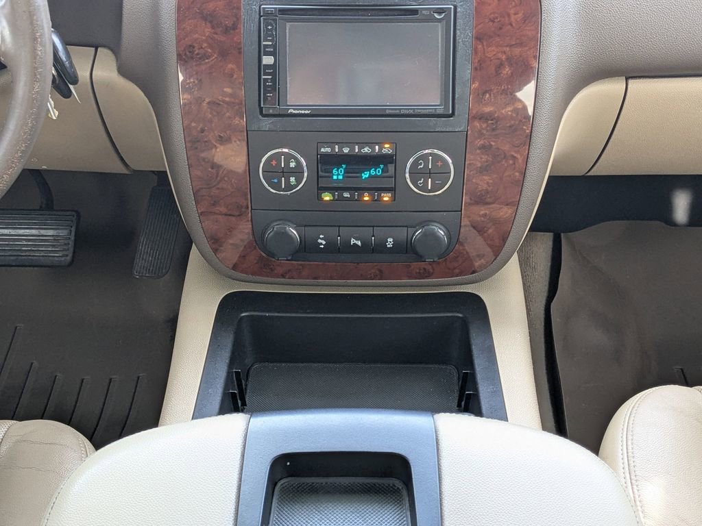 Used 2012 Chevrolet Silverado 2500 LTZ w/ LTZ Plus Package image 19