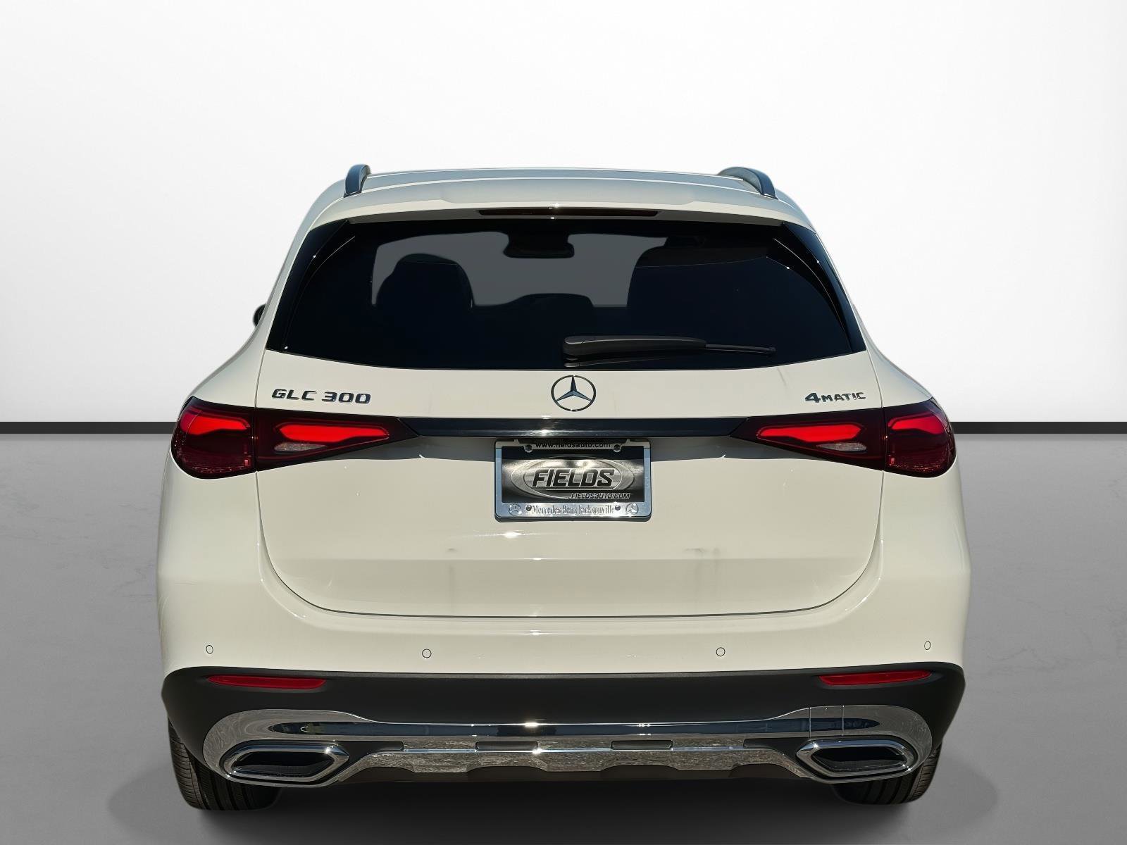 Used 2024 Mercedes-Benz GLC 300 4MATIC image 4