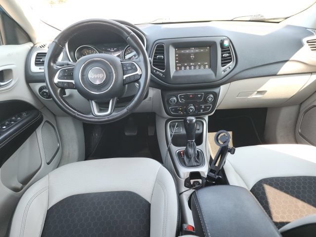 Used 2019 Jeep Compass Latitude w/ Safety & Security Group FWD image 11