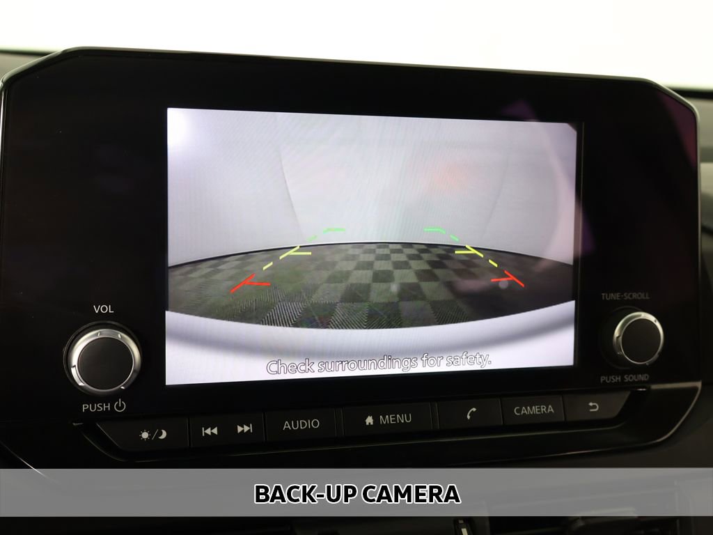 Used 2023 Nissan Pathfinder S image 4