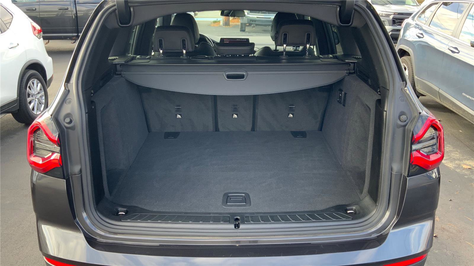 Used 2022 BMW X3 xDrive30i image 6