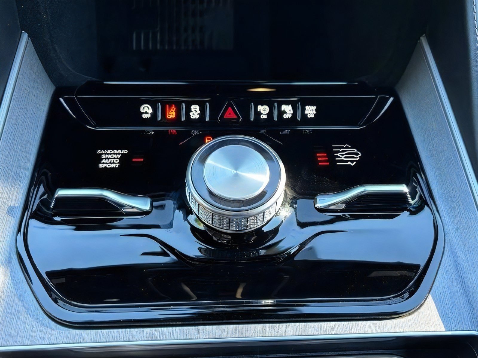 New 2026 Jeep Grand Wagoneer Limited AWD/4WD image 17