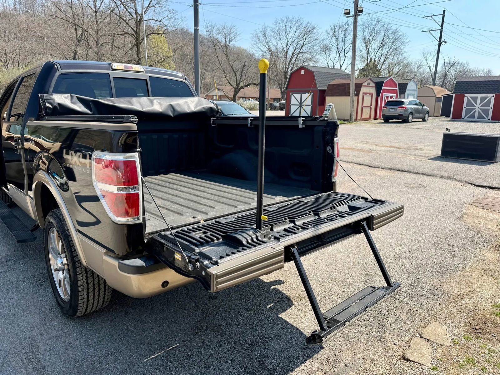 Used 2014 Ford F150 King Ranch w/ King Ranch Luxury Package image 13