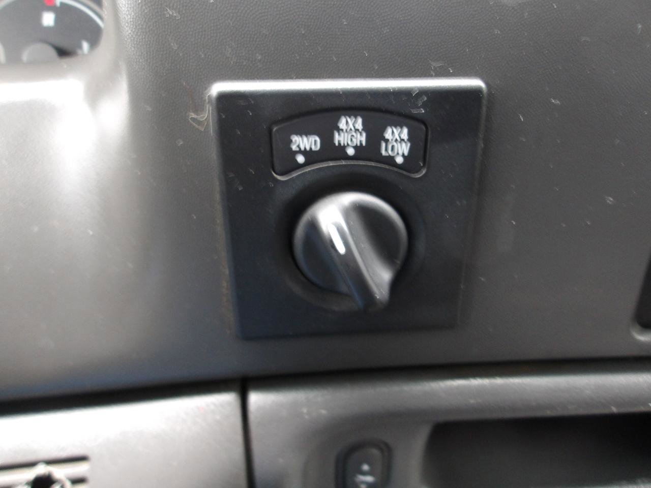 Used 2003 Ford F350 Lariat image 19