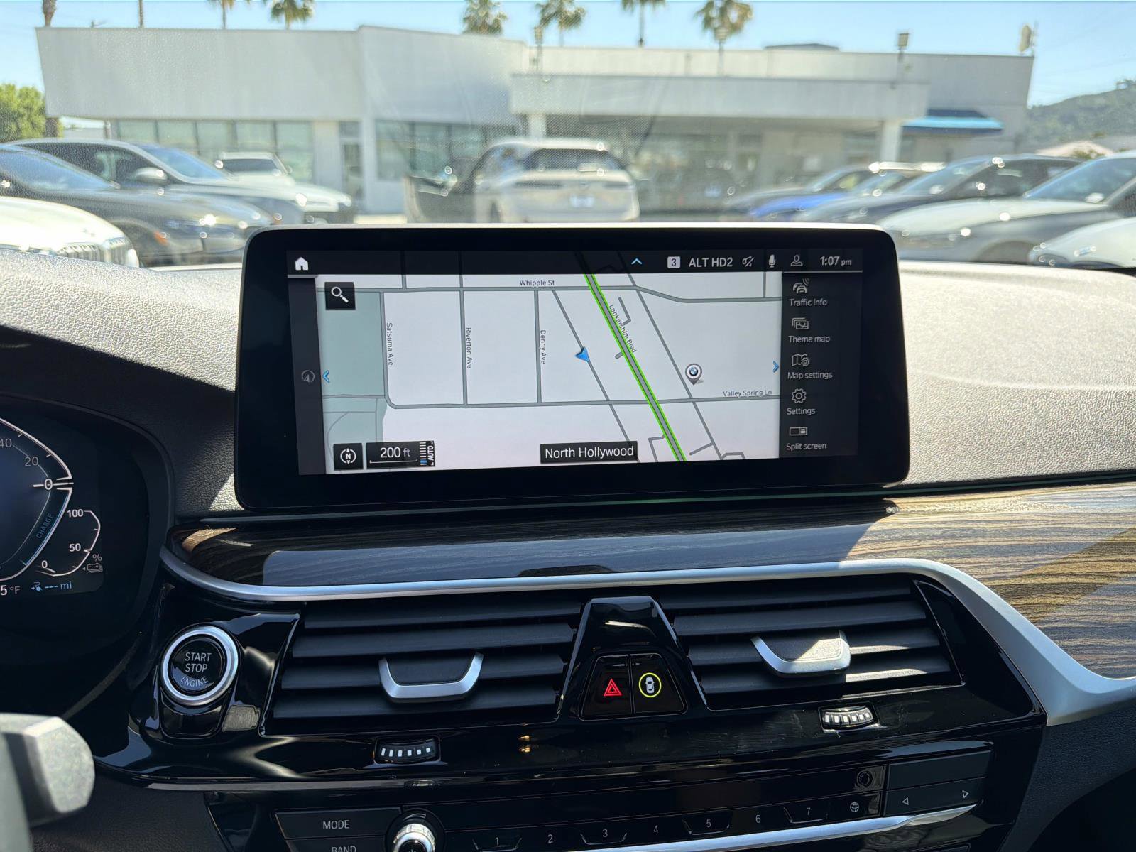 Used 2023 BMW 530e w/ Convenience Package image 22