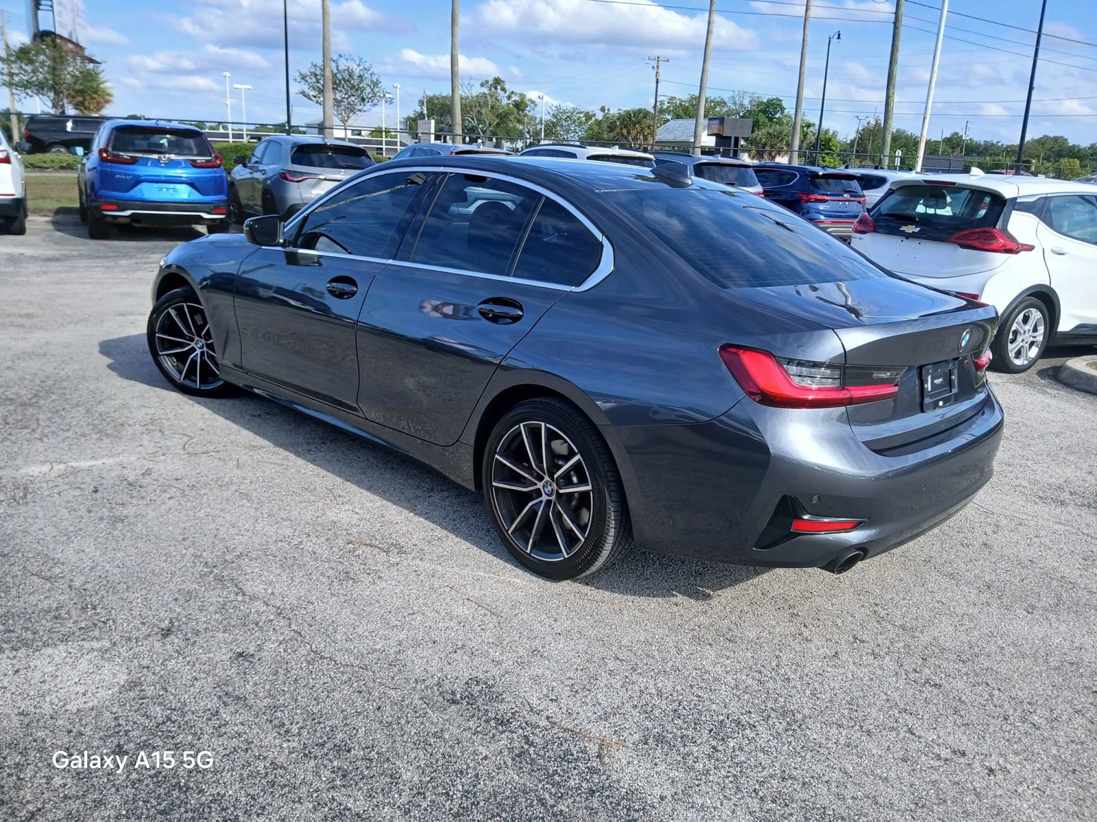 Used 2019 BMW 330i Sedan w/ Convenience Package RWD image 2