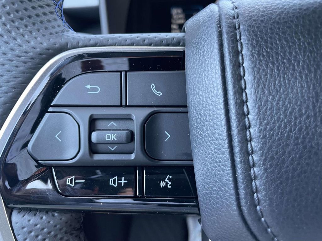 New 2026 Toyota Tundra Platinum AWD/4WD image 18