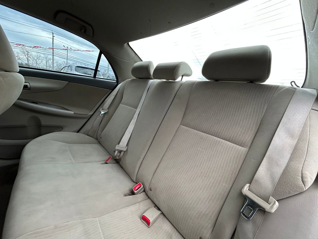 Used 2010 Toyota Corolla LE image 17