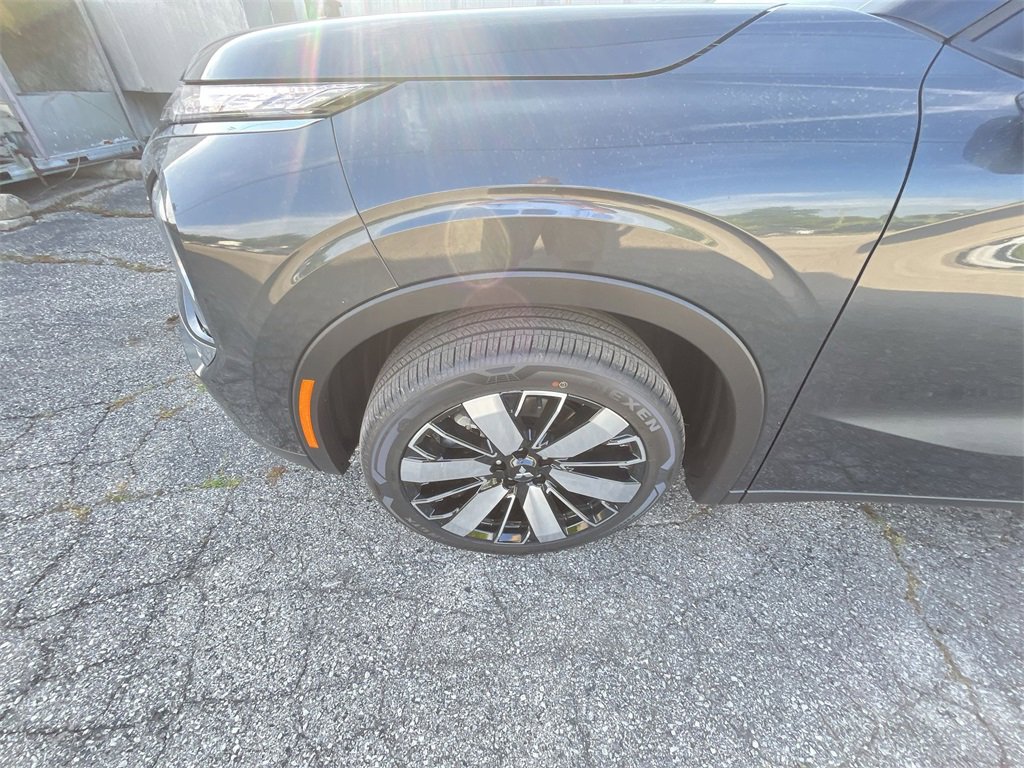 New 2025 Mitsubishi Outlander SE image 10