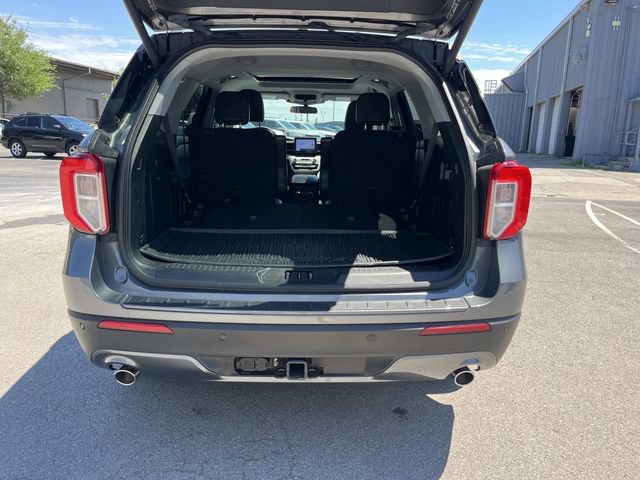 Used 2023 Ford Explorer XLT w/ Equipment Group 202A AWD/4WD image 15