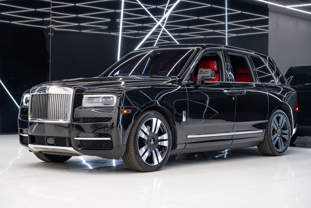 Used 2019 Rolls-Royce Cullinan AWD/4WD image 3