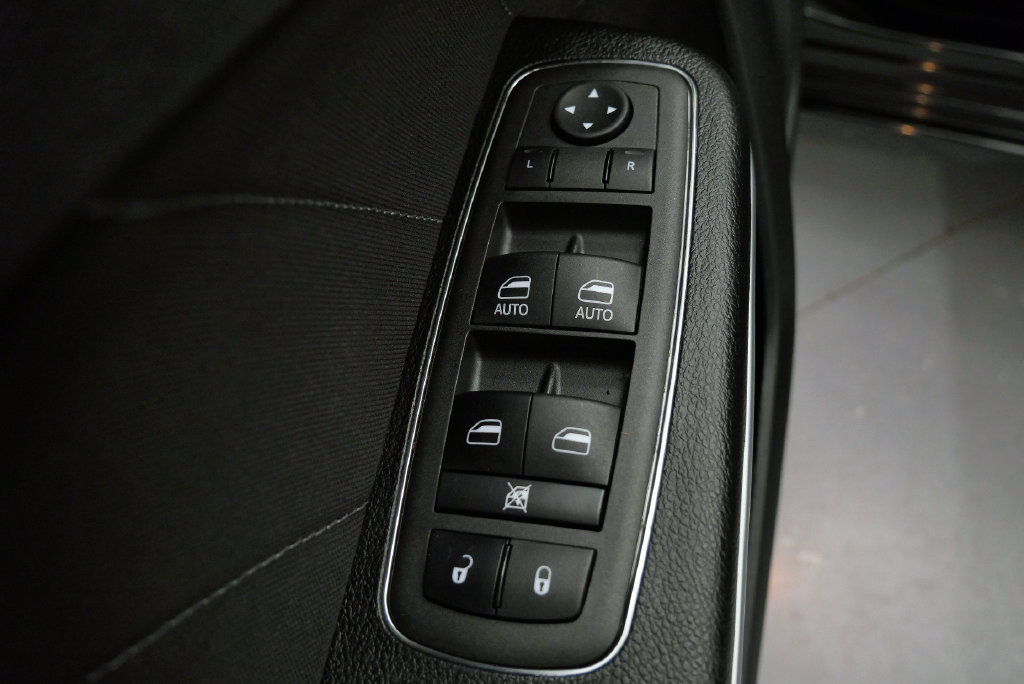 Used 2022 Dodge Charger SXT AWD/4WD image 14