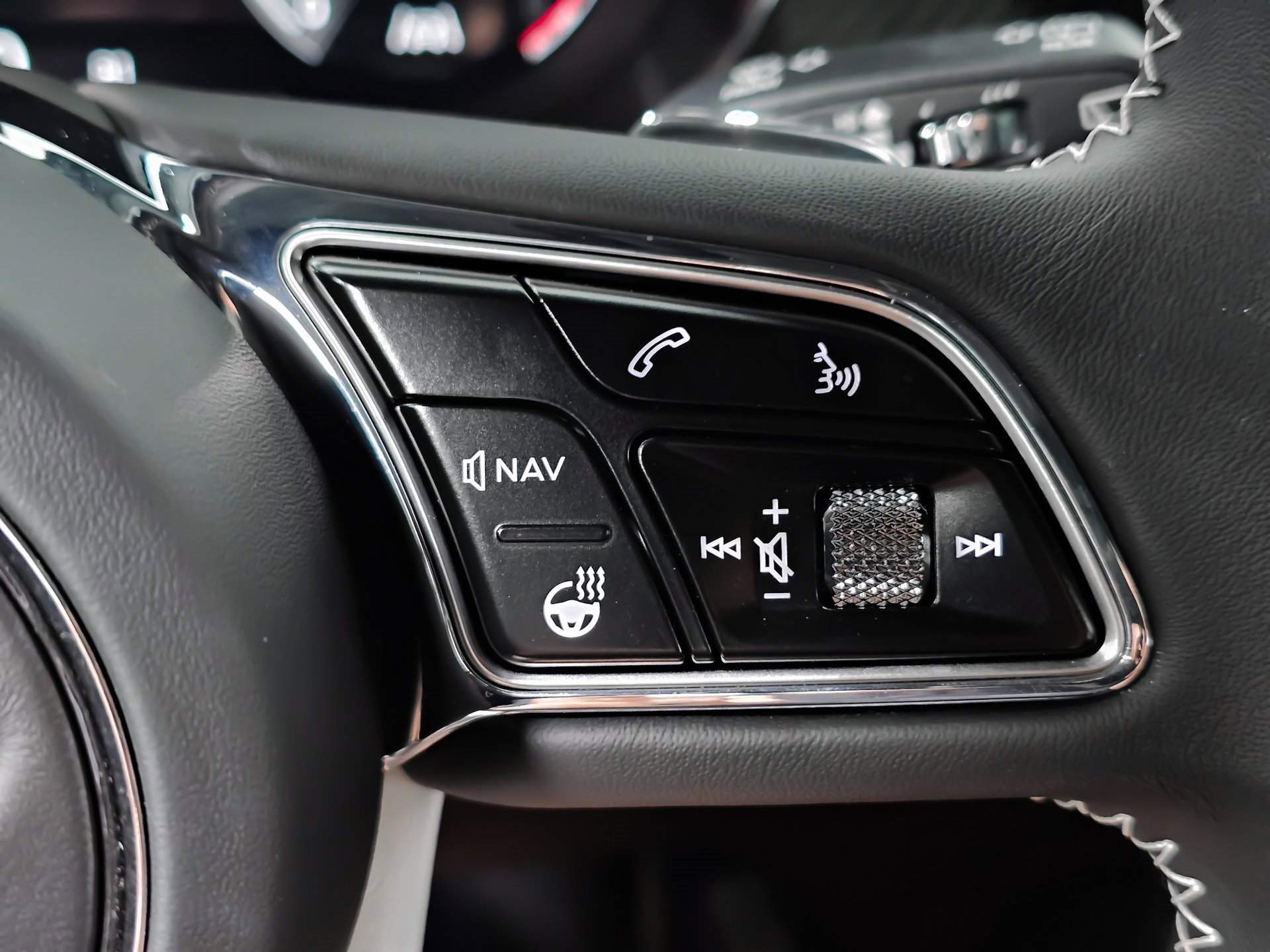 Used 2023 Bentley Bentayga Extended Wheelbase image 34