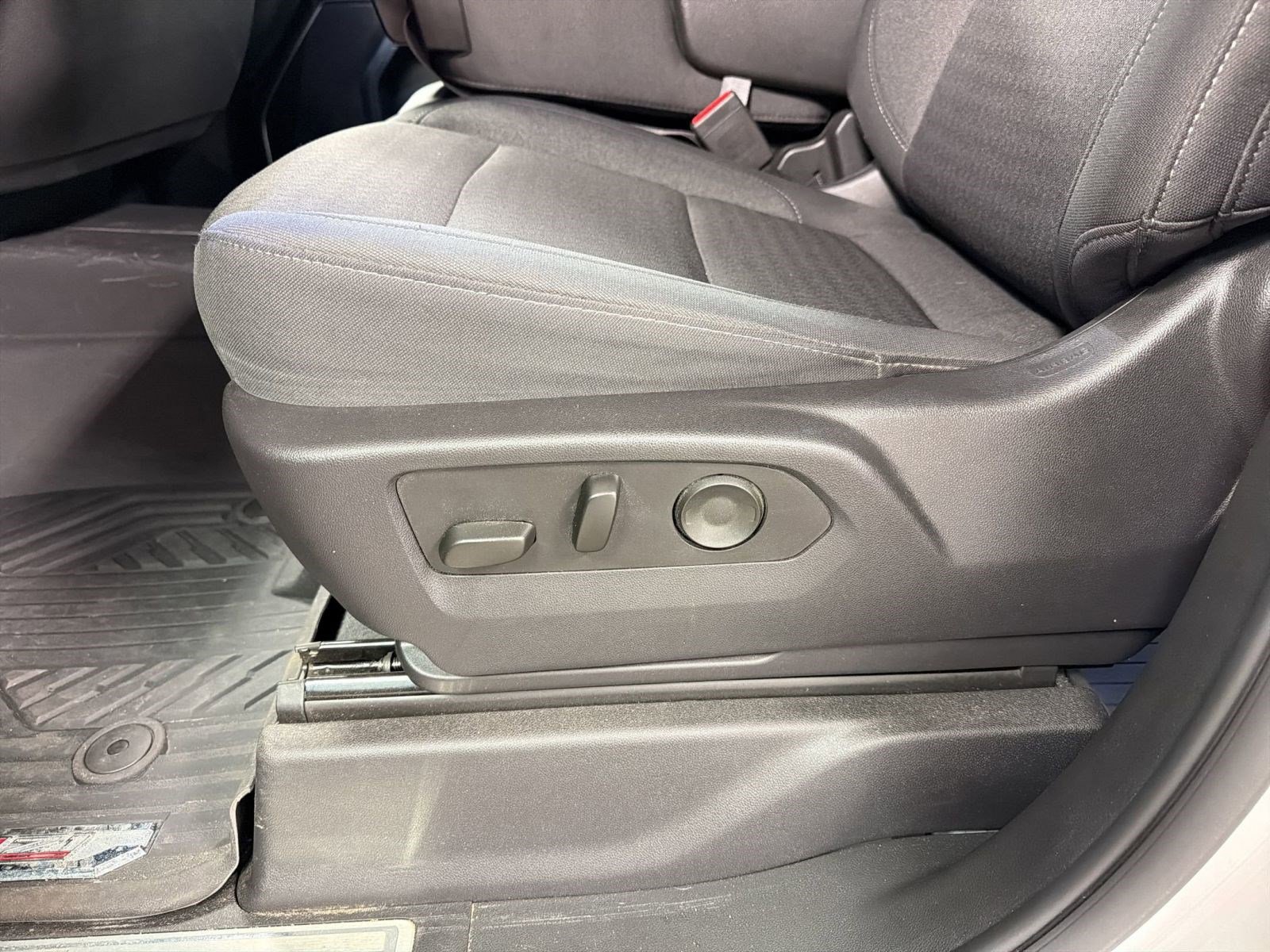 Used 2023 Chevrolet Silverado 1500 RST image 13