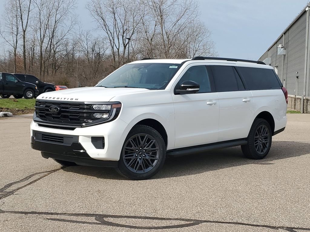 New 2026 Ford Expedition Max Platinum w/ Stealth Appearance Package image 35