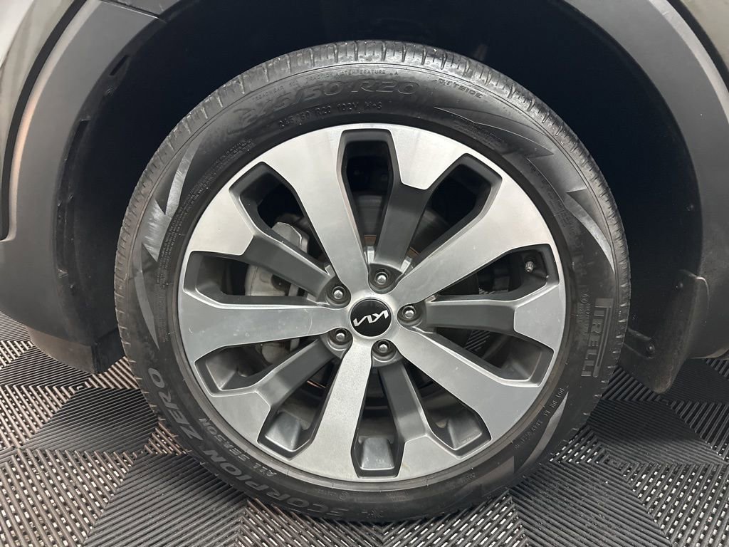 Used 2022 Kia Telluride S image 39