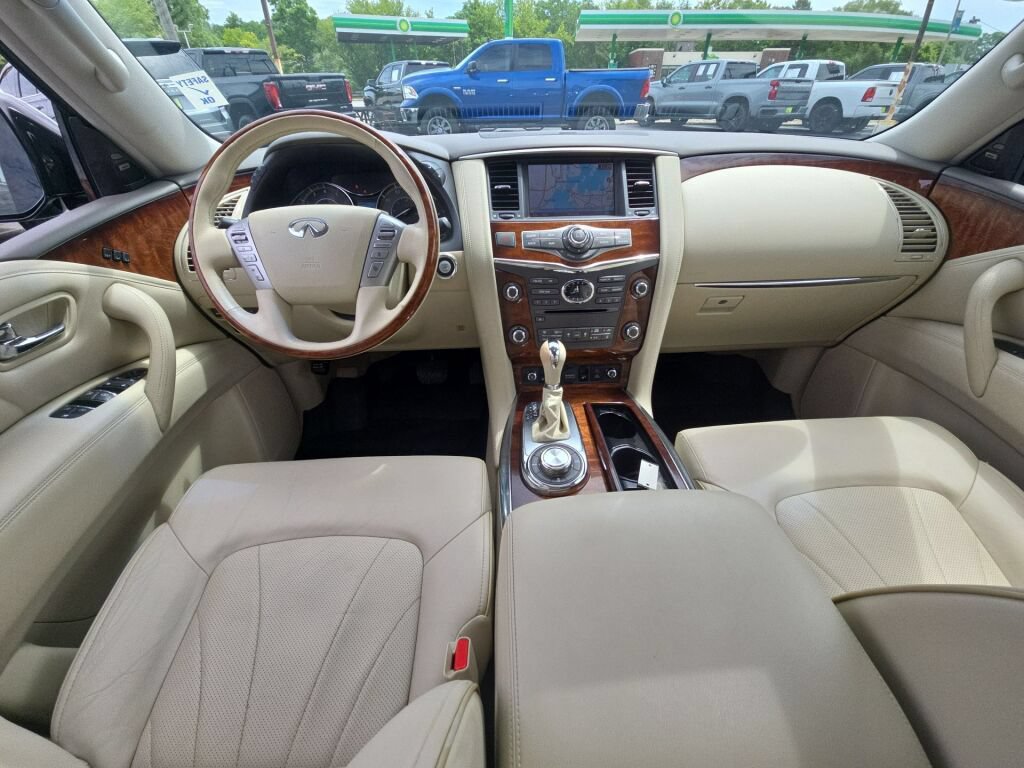 Used 2015 INFINITI QX80 4WD w/ Deluxe Technology Package image 8