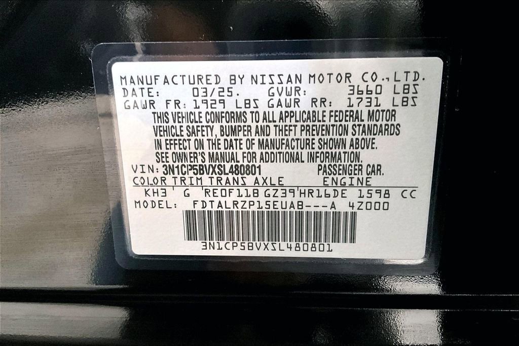 Certified 2025 Nissan Kicks Play S image 33