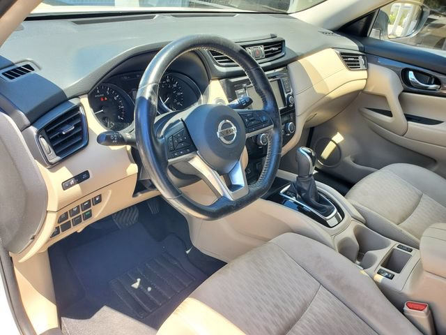 Used 2019 Nissan Rogue SV w/ Premium Package FWD image 25