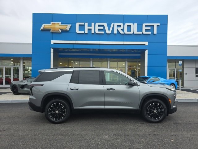 New 2026 Chevrolet Traverse LT image 3