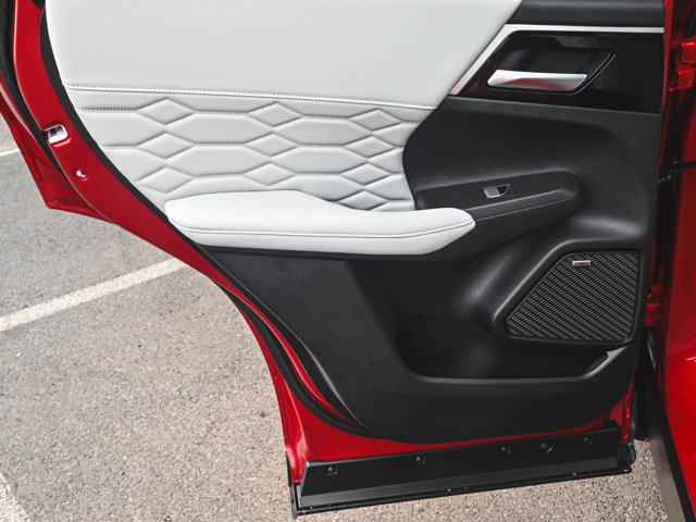 New 2025 Mitsubishi Outlander SEL image 14