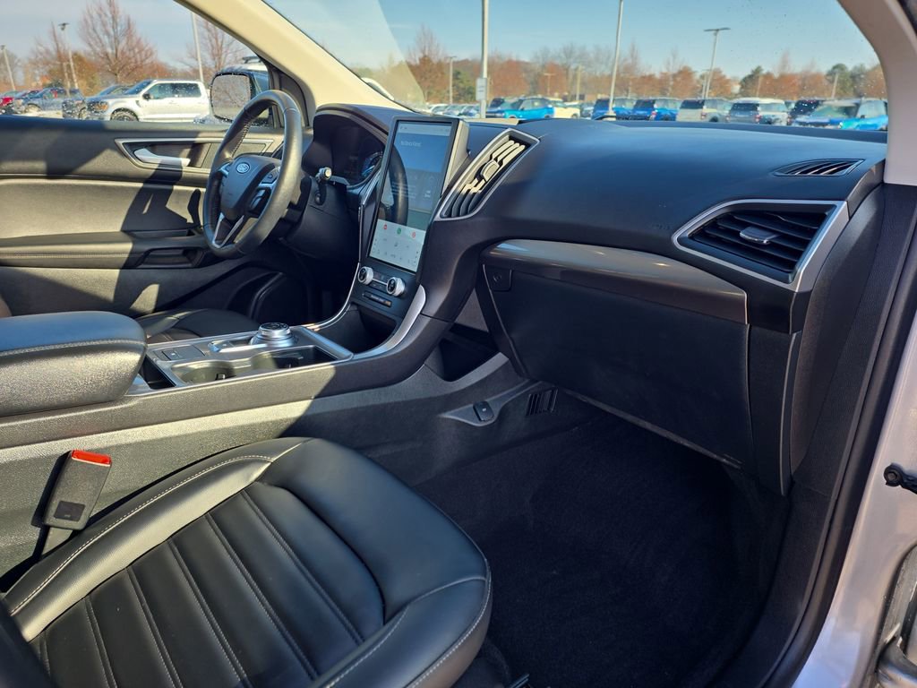 Used 2024 Ford Edge SEL w/ Convenience Package image 14