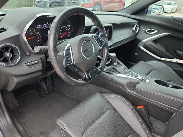 Used 2022 Chevrolet Camaro LT w/ RS Package RWD image 10