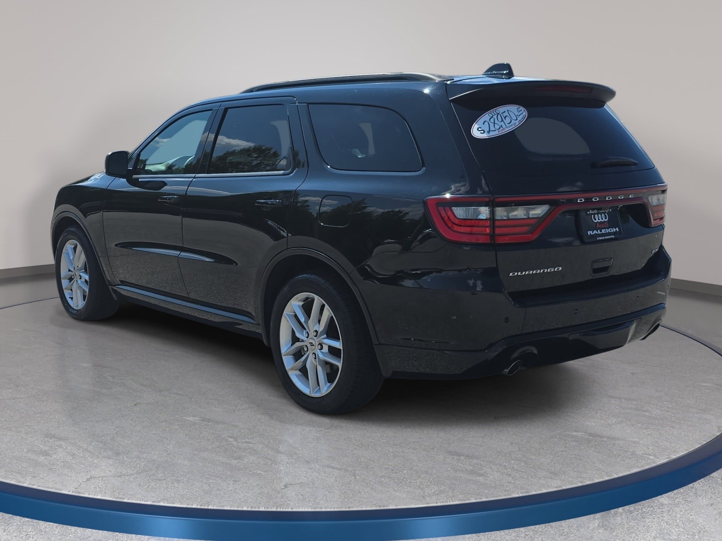 Used 2024 Dodge Durango GT RWD image 6