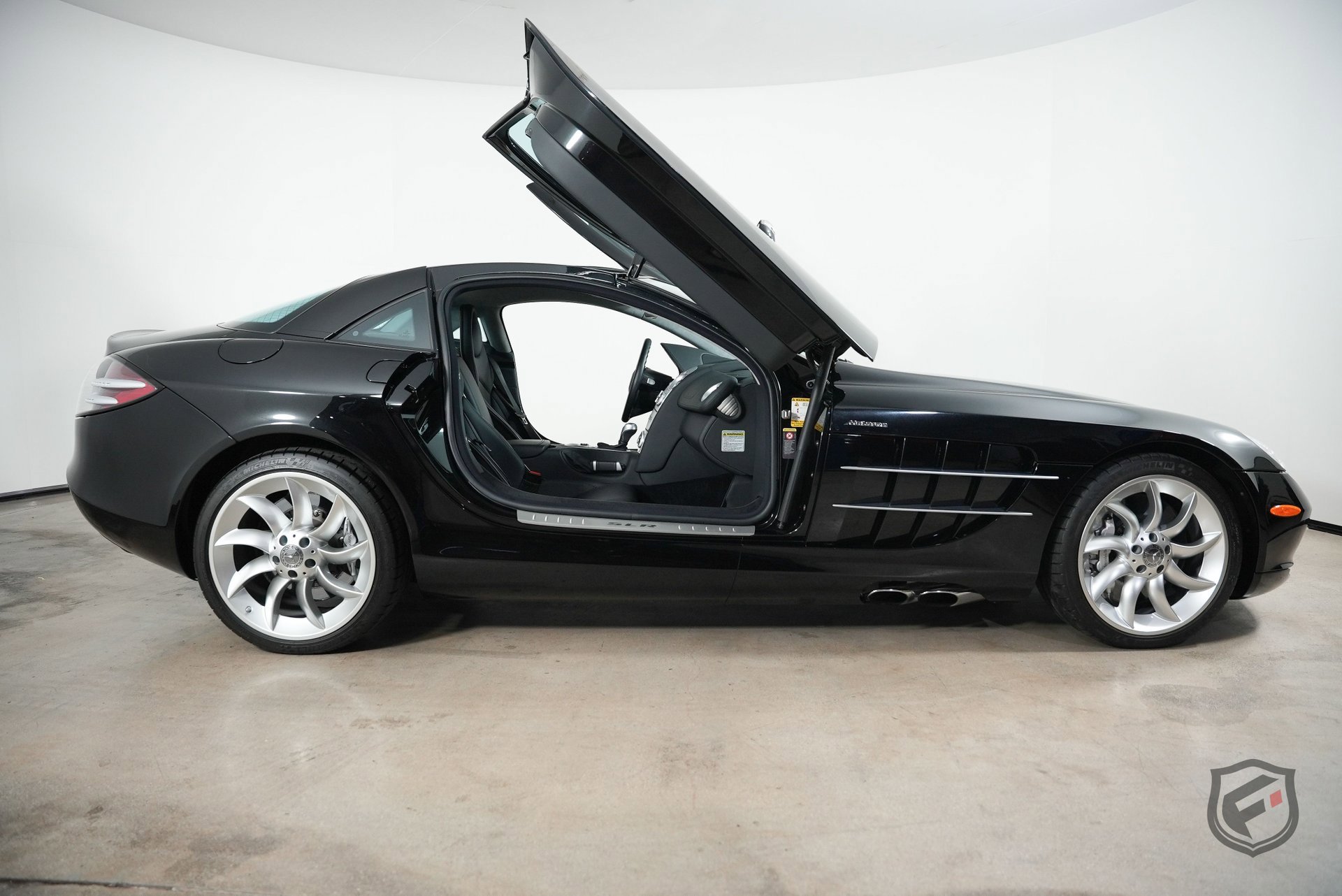 Used 2006 Mercedes-Benz SLR 2dr Cpe 5.5L image 18