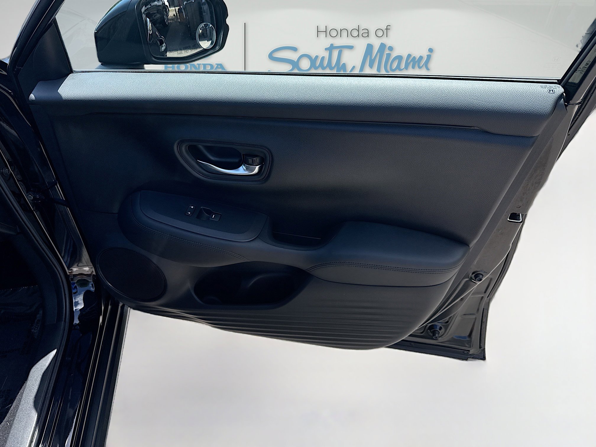 Certified 2024 Honda HR-V LX image 32