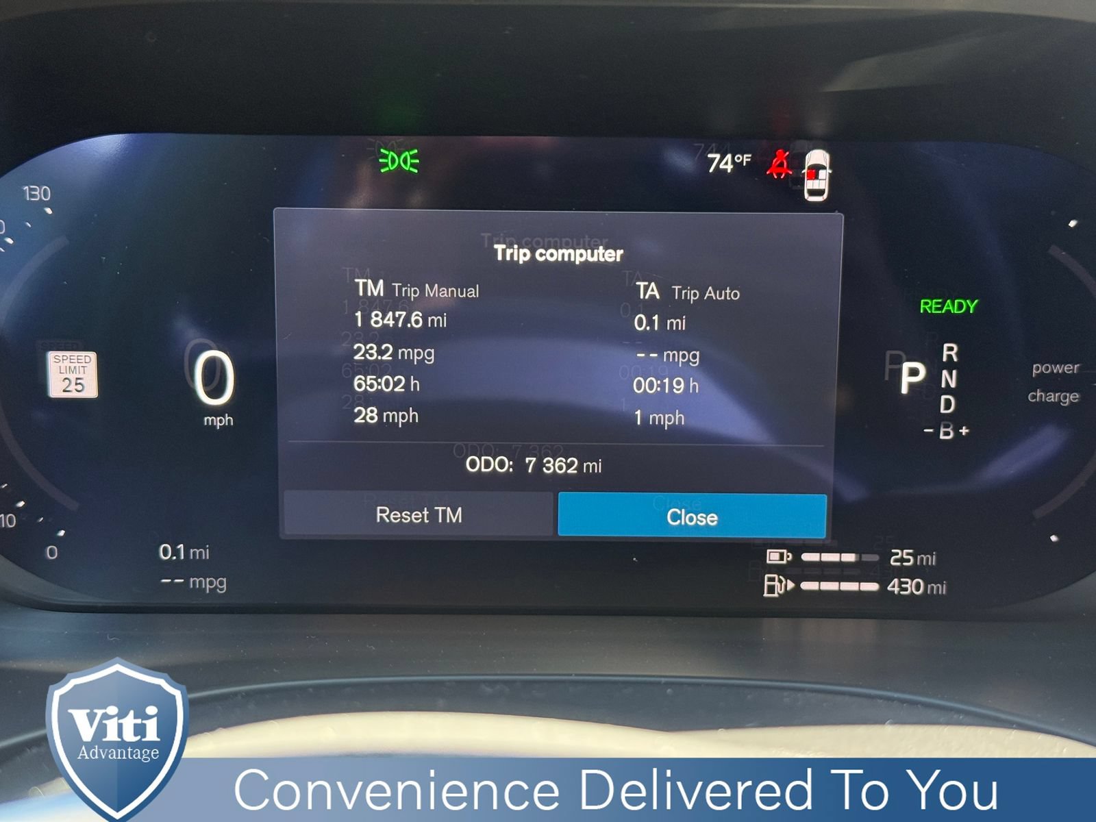 Used 2025 Volvo XC60 T8 Plus w/ Climate Package AWD/4WD image 30