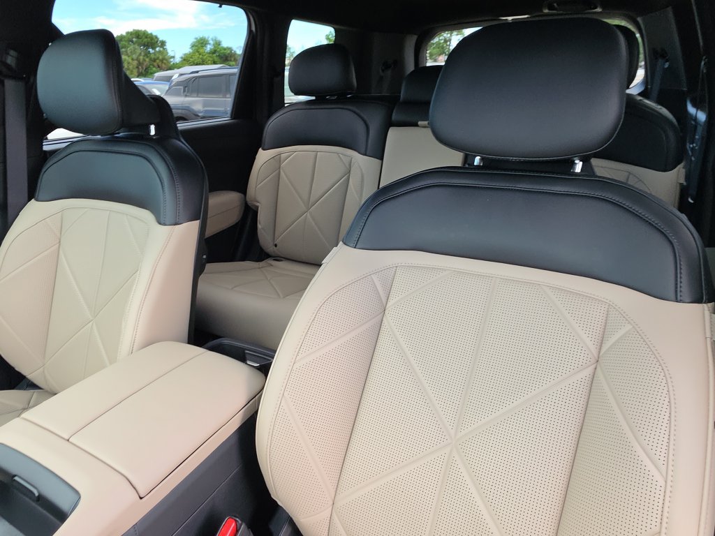 New 2027 Kia Telluride EX FWD image 22