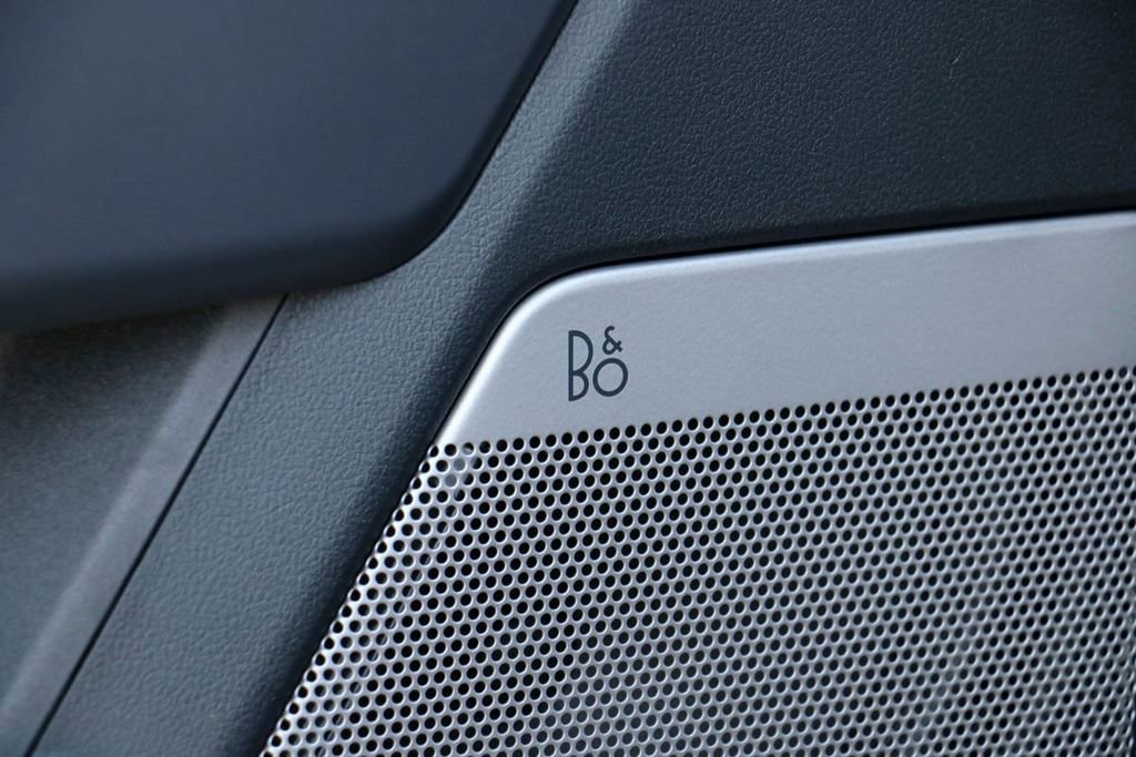 New 2025 Ford F150 XLT w/ Equipment Group 303A High image 17