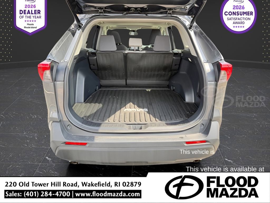 Used 2023 Toyota RAV4 XLE w/ Convenience Package image 9
