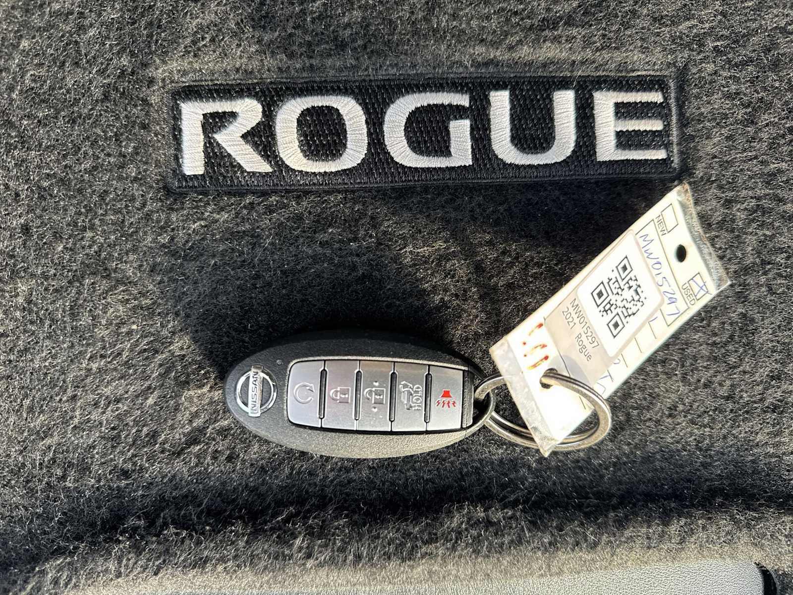 Used 2021 Nissan Rogue SL image 28