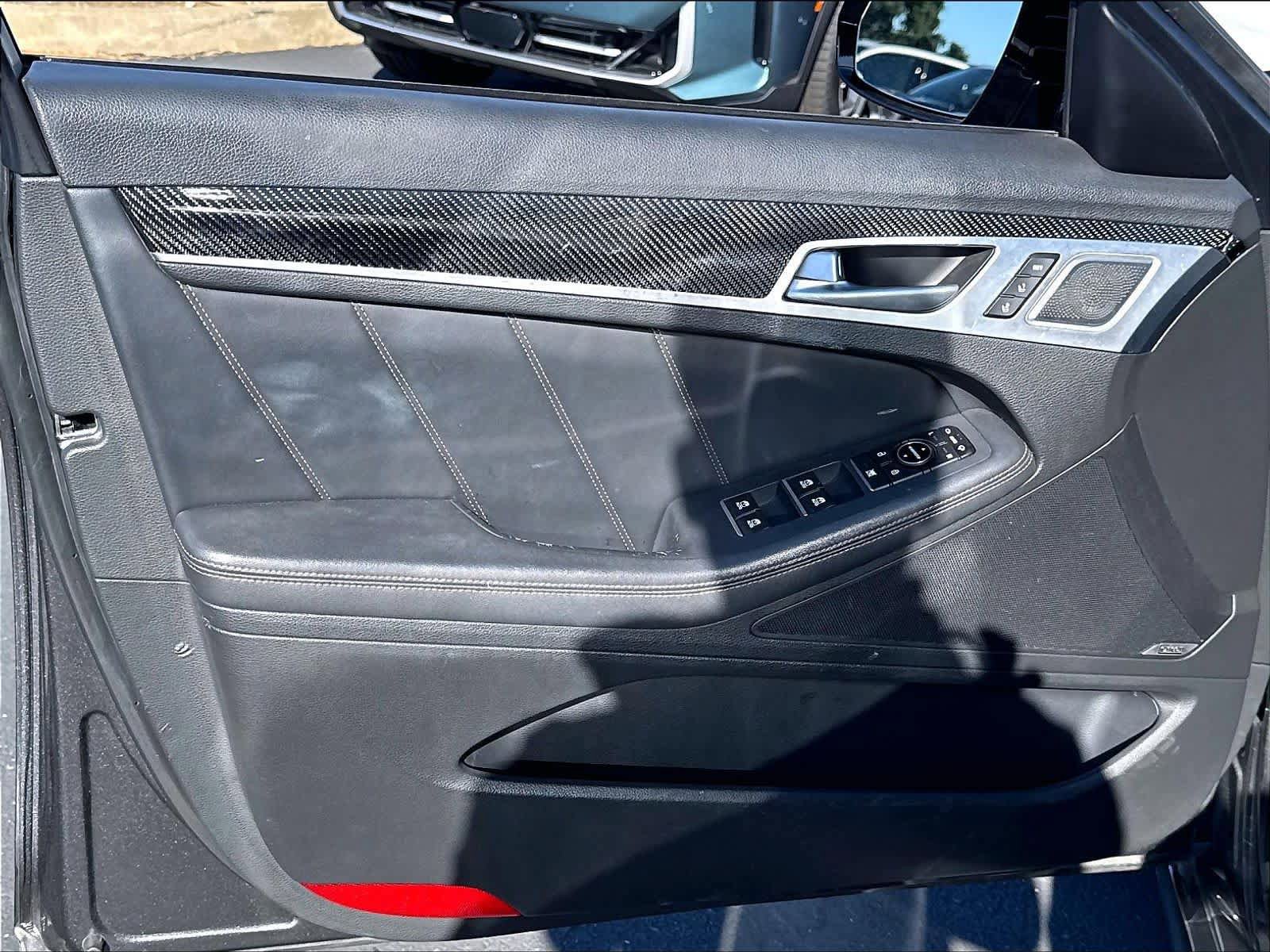 Used 2018 Genesis G80 3.3T Sport RWD image 20