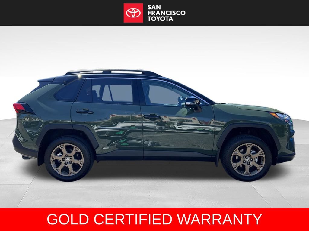 Certified 2025 Toyota RAV4 LE AWD/4WD image 6