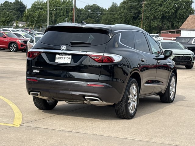 Used 2024 Buick Enclave Essence w/ Experience Buick Package FWD image 3