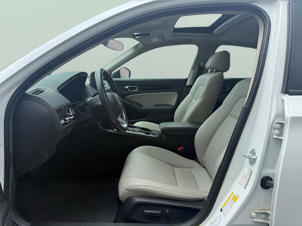 Certified 2024 Honda Civic EX-L image 9